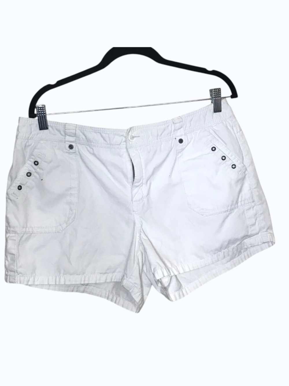 Point Zero White Cotton Shorts • Stud Detail Pockets • Summer Casual • Size M